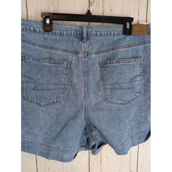 American Eagle Size 18 Blue‎ Denim Roll Cuff Preppy Womens Casual Summer Shorts - Picture 6 of 7